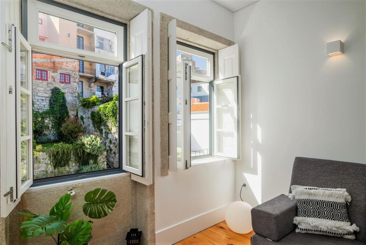 Flores Street Apartments Porto Bagian luar foto